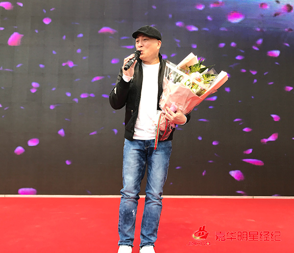 湯鎮業空降浙江，活動現場親切互動