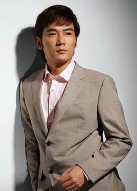 焦恩俊、關(guān)禮杰出席上海香榭麗舍美容連鎖機(jī)構(gòu)活動