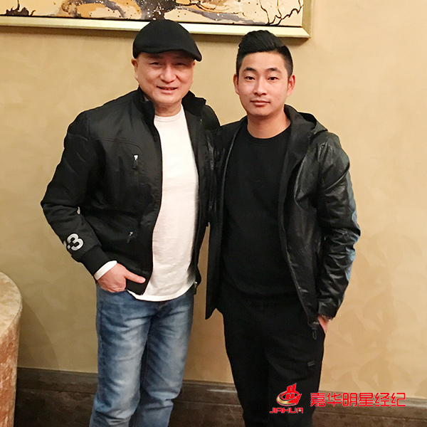 湯鎮(zhèn)業(yè)與經紀人李志