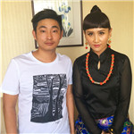 央金蘭澤與經(jīng)紀人李志